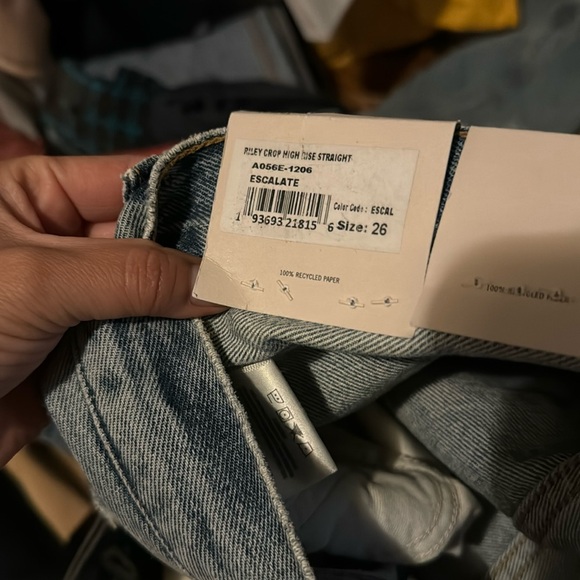 NWT Riley High Rise Straight Crop 26 - Picture 10 of 16